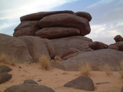 Rochers érodés, massif de Timidjileline, Mali